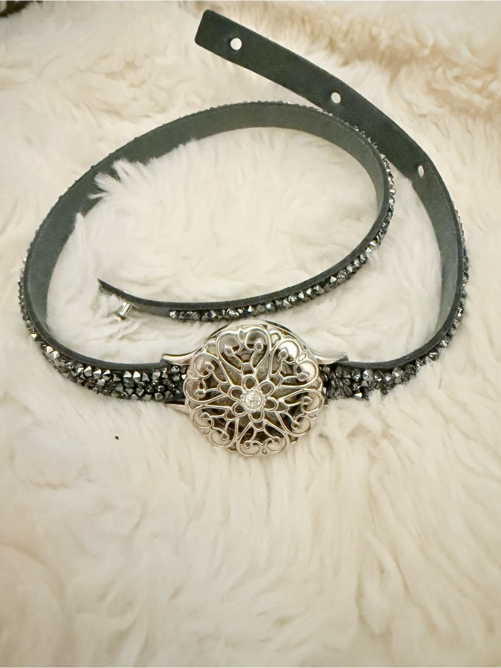 Origami Owl Grey and Silver Crystal Diffuser Bracelet - Picture 4 of 4